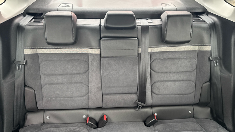 Citroen C4 X 1.2 PureTech [130] Max 4dr EAT8 Petrol Saloon